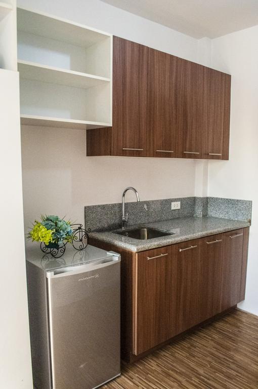 Titan Condo At Studio City Tower 1 Alabang Manila Exteriör bild